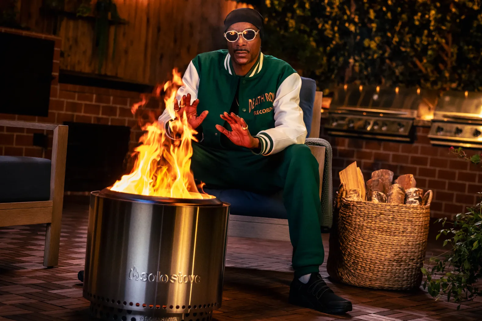 American hip hop legend, Snoop Dogg makes U-turn, returns to smoking weed