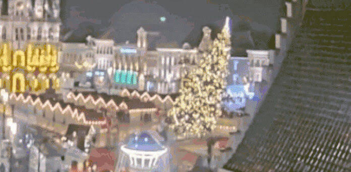 SAD! Woman killed by falling Christmas tree at market square