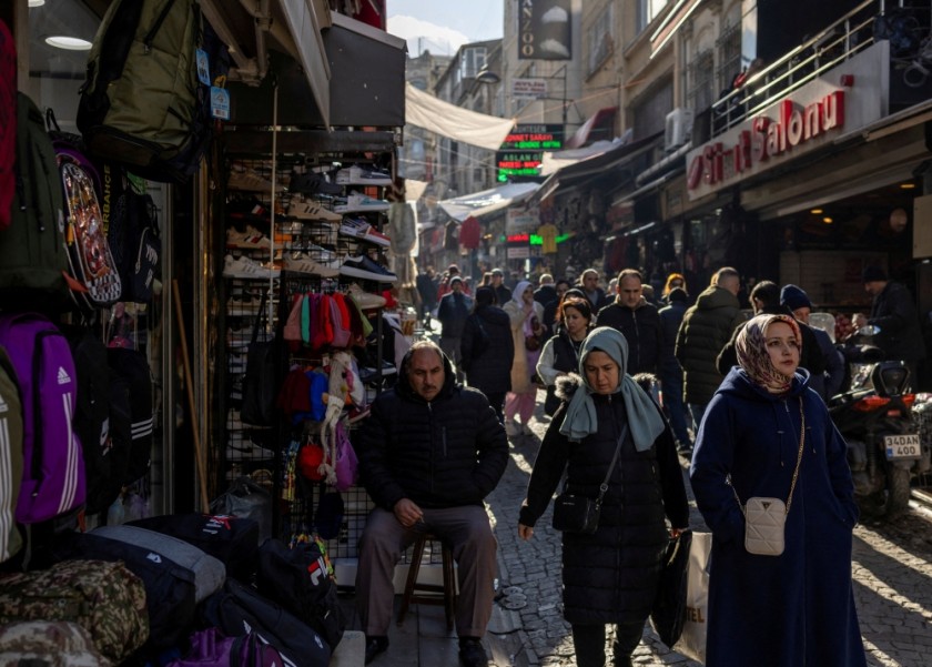 Magnitude 5.1quake hits sea south of Istanbul