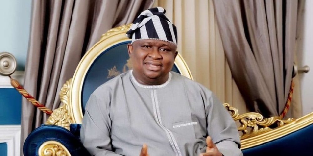Over 300 students to benefit from Senator Adeola’s scholarship/ bursary award board