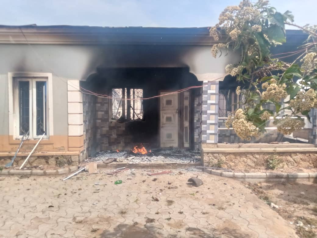 Plateau bloodbath: Angry women set ablaze palace of Bokkos District head+Photos