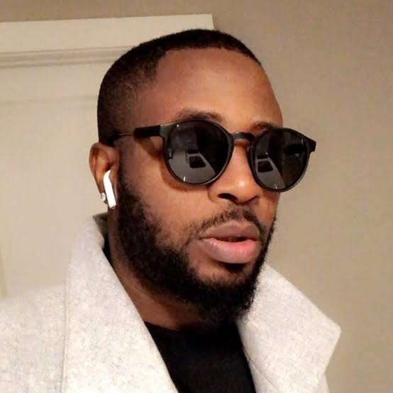 Tunde Ednut gifts car, cash prizes to followers for birthday celebrations
