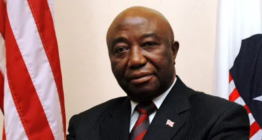 Video: Liberian President Joseph Boakai suffers “heat-induced faintness’ during inauguration ceremony