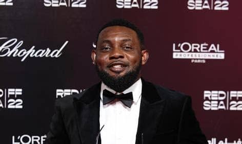 Comedian AY pleads with Nigerians to stop criticizing Alex Iwobi