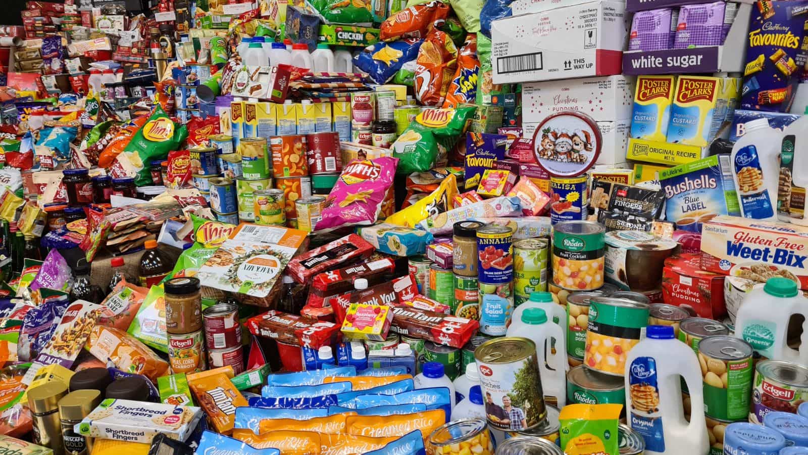 Hardship: Govt warns business operators against exploiting consumers