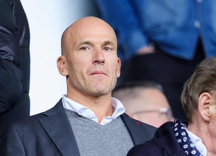 Ajax Amsterdam suspend CEO amid share trading suspicions