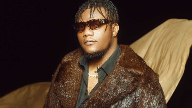 Popular singer, Pheelz hits one billion streams