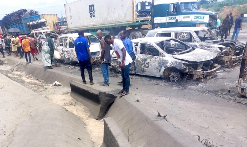 4 dead, 70 vehicles burnt as tanker explodes in Rivers