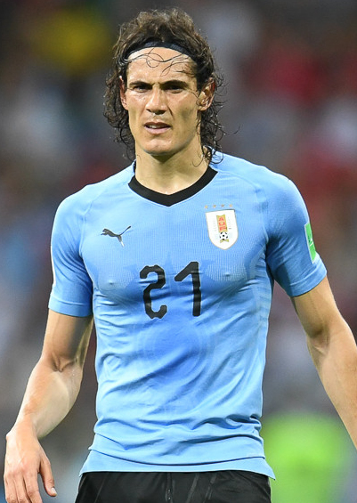 Edinson Cavani announces retirement from International football