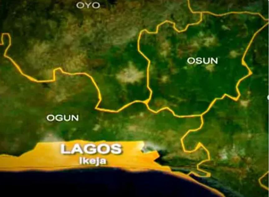 1 dead, 5 rescued as mosque collapses in Lagos