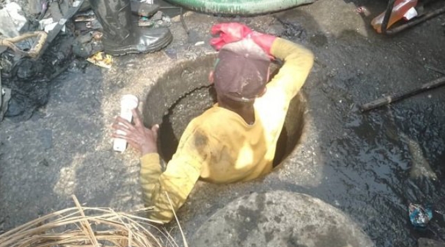 Man trapped in underground drainage in Lagos