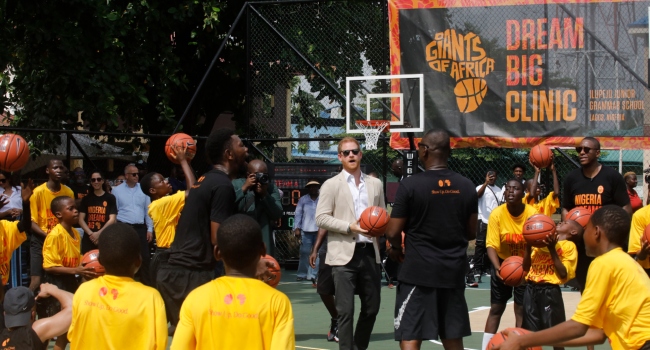 Prince Harry shows off basketball skills with Nigerian students in Lagos