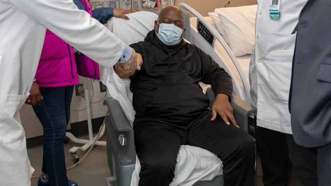 First person to receive Pig kidney transplant dies in United States