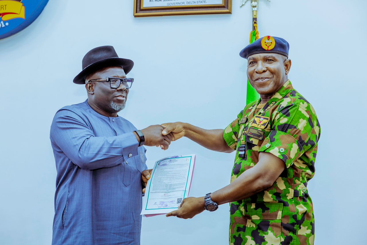 Air Force Chief, Abubakar hails Oborevwori over support to military, execution of M.O.R.E Agenda(Photos)