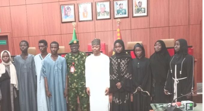 Army hands over 8 rescued students to Kogi gov, Ododo