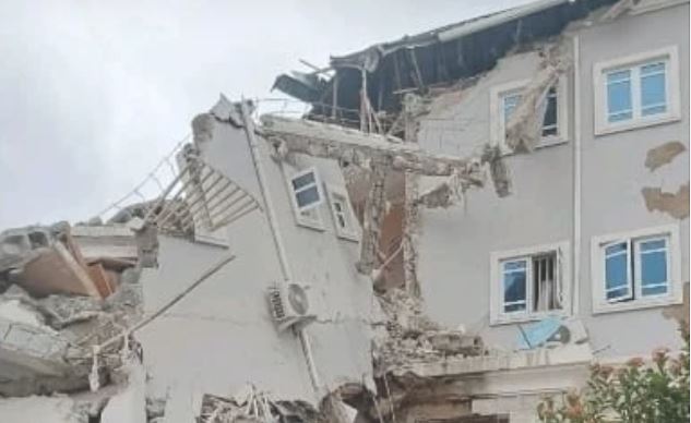 4 persons rescued from collapsed building in Abuja [Photos]