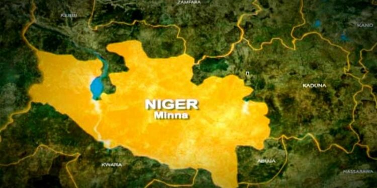 2 killed in Niger mining pit collapse