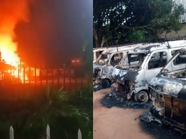 Just in: Arsonists set ablaze LG Secretariat in Anambra