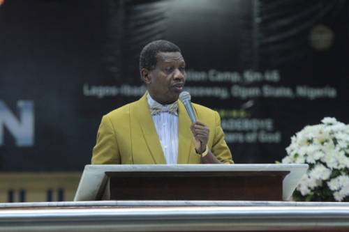 Still on tithing: Pastor Adeboye gives reasons why Jesus, his apostles did not collect tithes