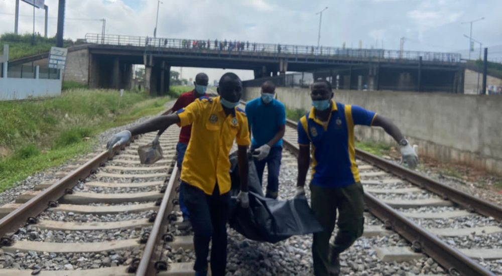 Train crushes man to death in Lagos