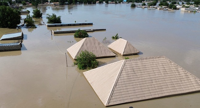 BEWARE: FG directs Nigerians close to river banks to relocate immediately
