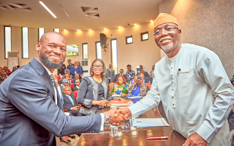 Ondo: Gov Aiyedatiwa swears in new Judges, doles out vehicles