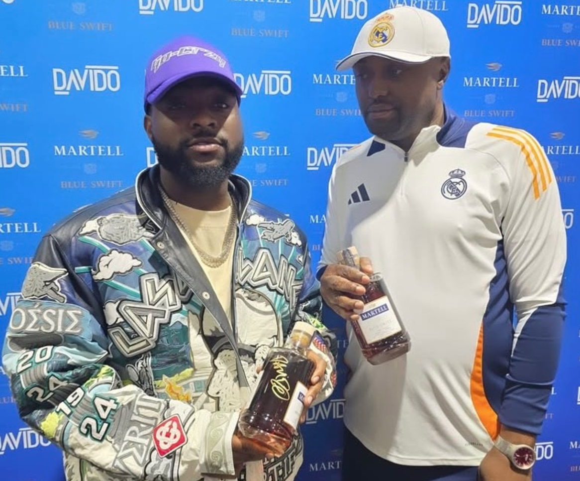 America is 46 minutes to heaven- Davido’s aide says after entering US for the first time