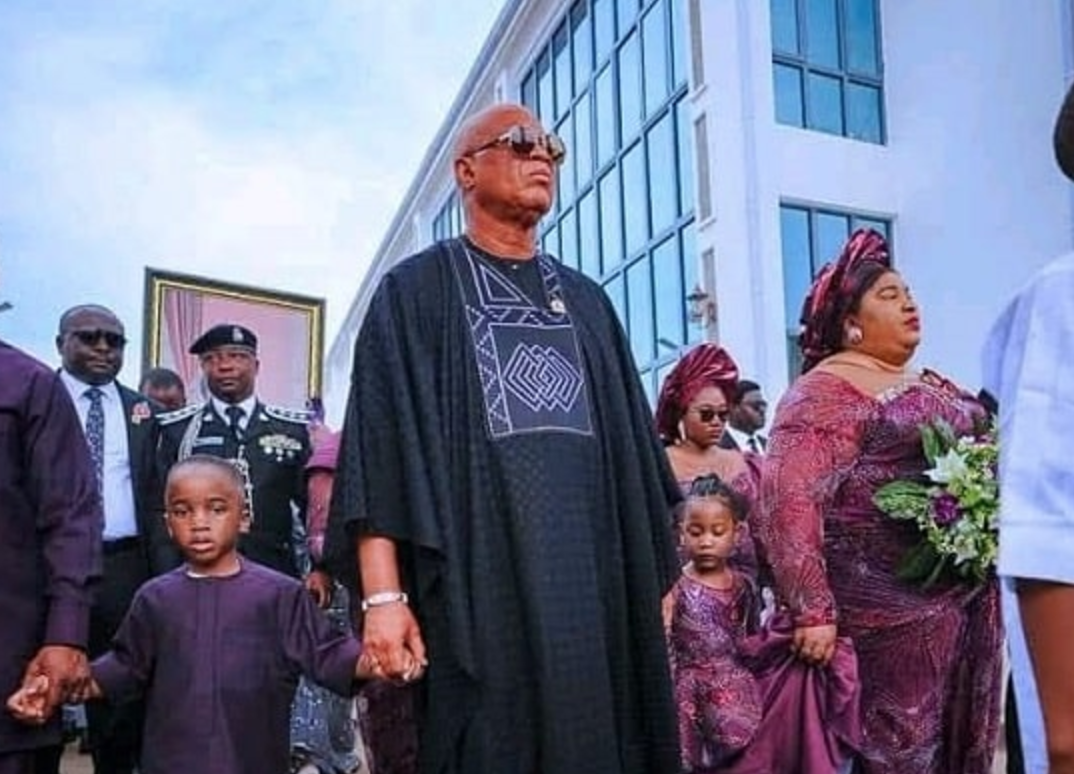 Late Akwa Ibom first lady Patience Umo Eno buried amidst tears (photos)