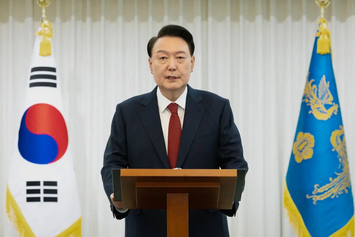Another headache for impeached South Korean President as Court issues arrest warrant