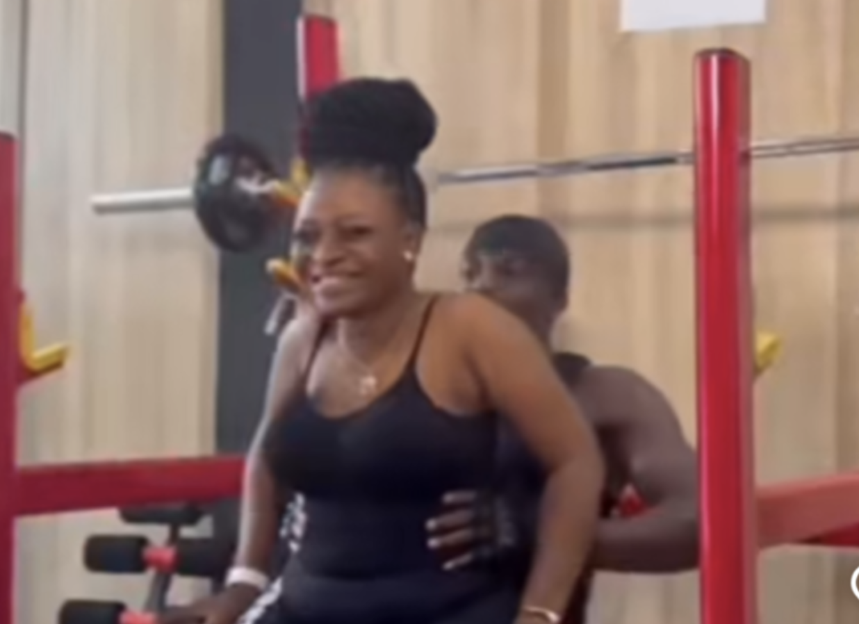 ‘I wish I met you before the wrong person’ – Portable’s baby mama finds love again