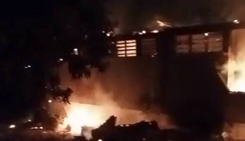 BREAKING: Fire razes down shops at popular Cross River market