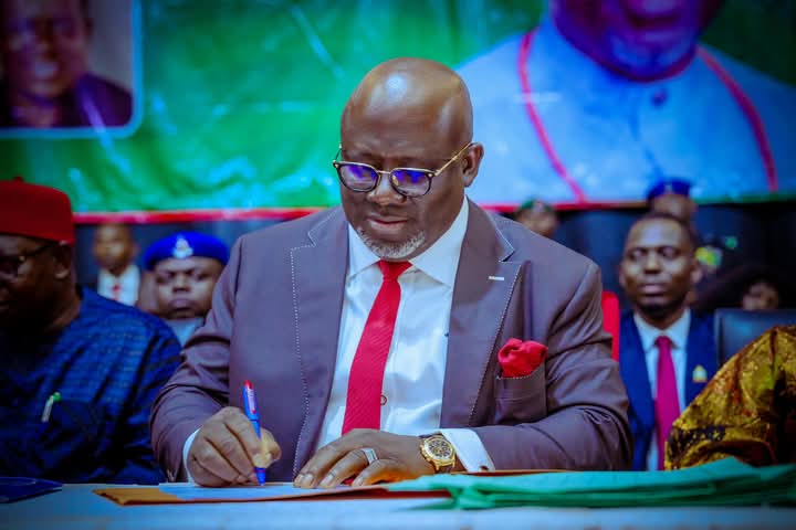Delta Muslim Pilgrims Welfare Board Chairman lauds Oborevwori for good governance
