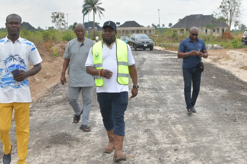 EGBO inspects Isoko North DESOPADEC Projects(Photos)