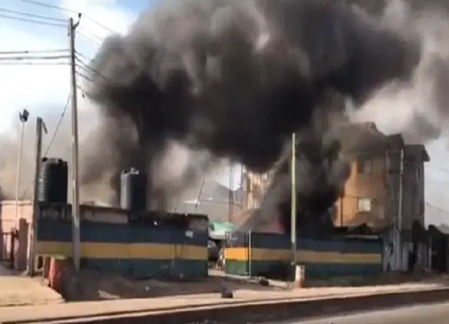 Just In: Gunmen attack Police headquarters, cart away ammunitions