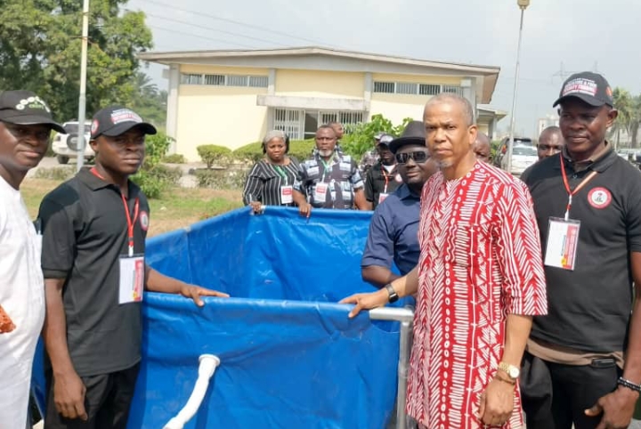 Dafinone distributes starter packs to over 300 farmers