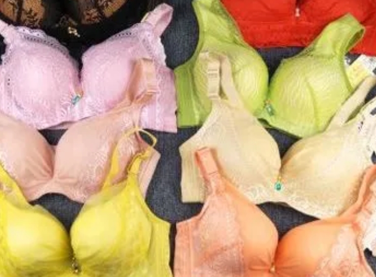Hardship: Nigerian women now opt for ‘tokunvoh’ bras