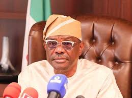 Angry residents turn violent as Wike leads demolition in Abuja