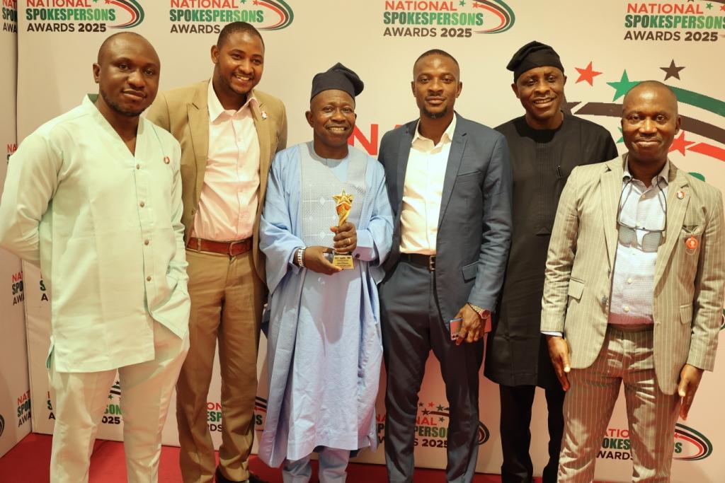 EFCC’s Dele Oyewale named Government spokesperson of the year