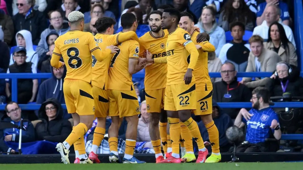 Wolves comeback win pushes Ipswich to brink of relegation