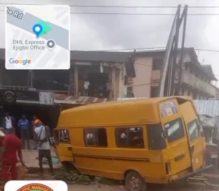 Driver, conductor abscond as bus kills pedestrian, injures 2