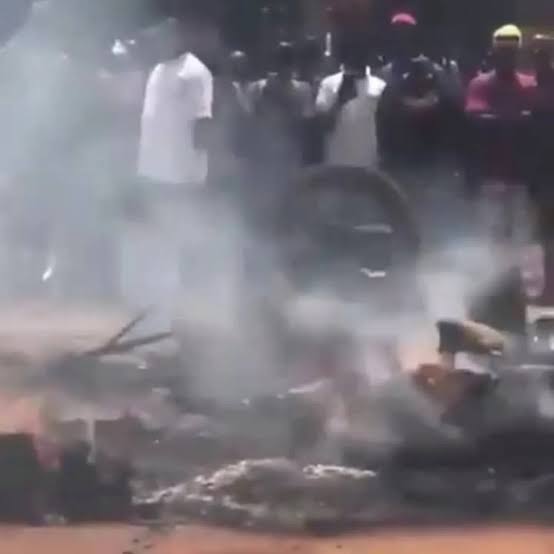 IKEDDY ISIGUZO: Killing of Uromi 16: What’s going on here?