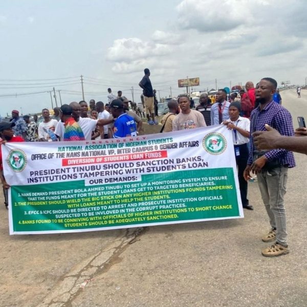 NANS seals Lagos-Ibadan expressway over alleged NELFUND mismanagement