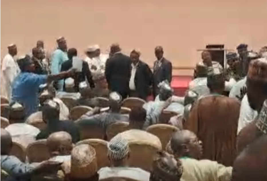 Chaos erupts at coalition meeting between Atiku, Peter Obi, Ameachi
