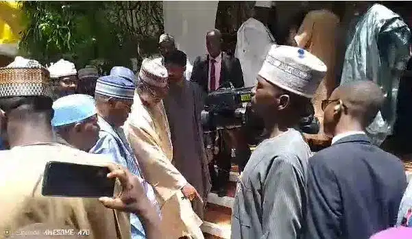 List of top dignitaries at Daura for Buhari’s burial